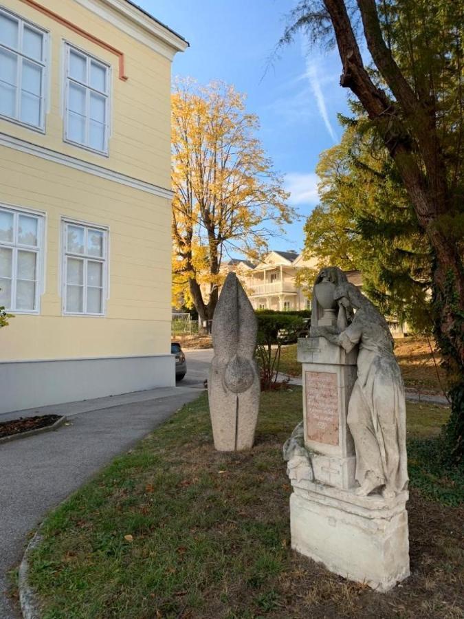 Villa Pazelt Top1 Bad Voslau Bagian luar foto
